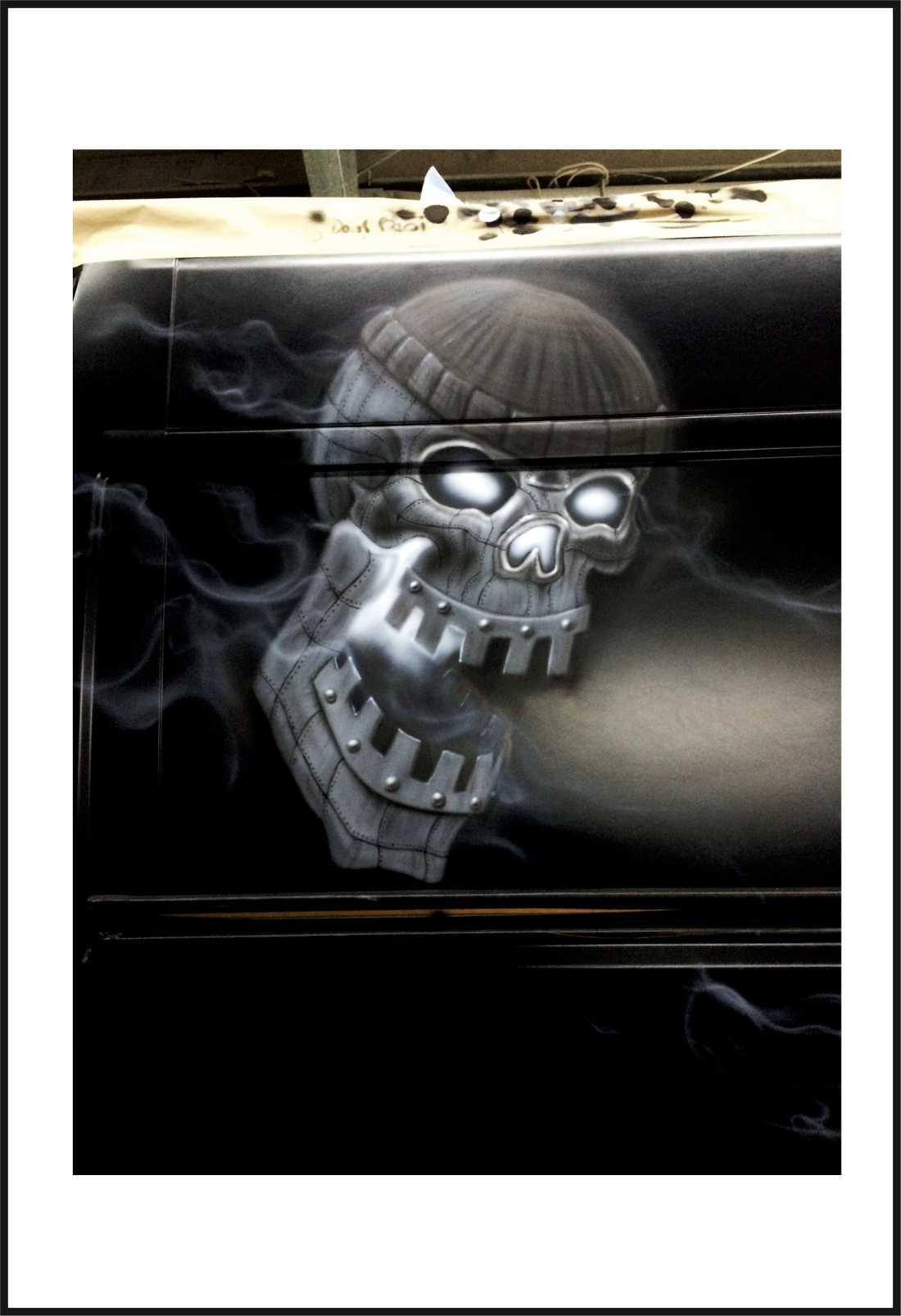 Airbrushlackierung: Totenköpfe für Chefs Bulli 10 airbrushlackierung