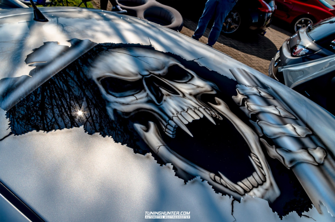 Angebot-Schädel-Airbrush-auf-Deinen-Tank 1 Angebot-Schädel-Airbrush-auf-Deinen-Tank 1